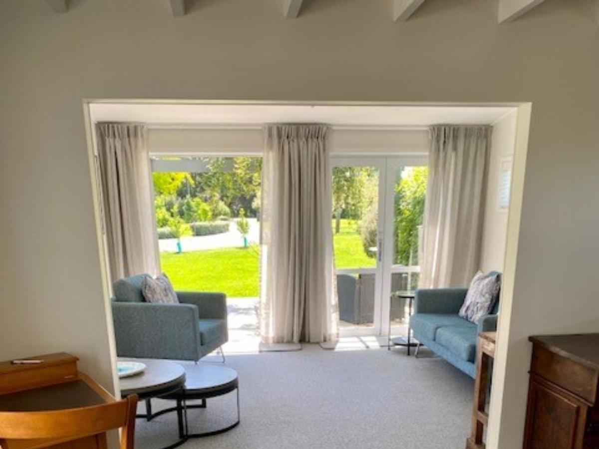 Amuri Villas Clive Luaran gambar