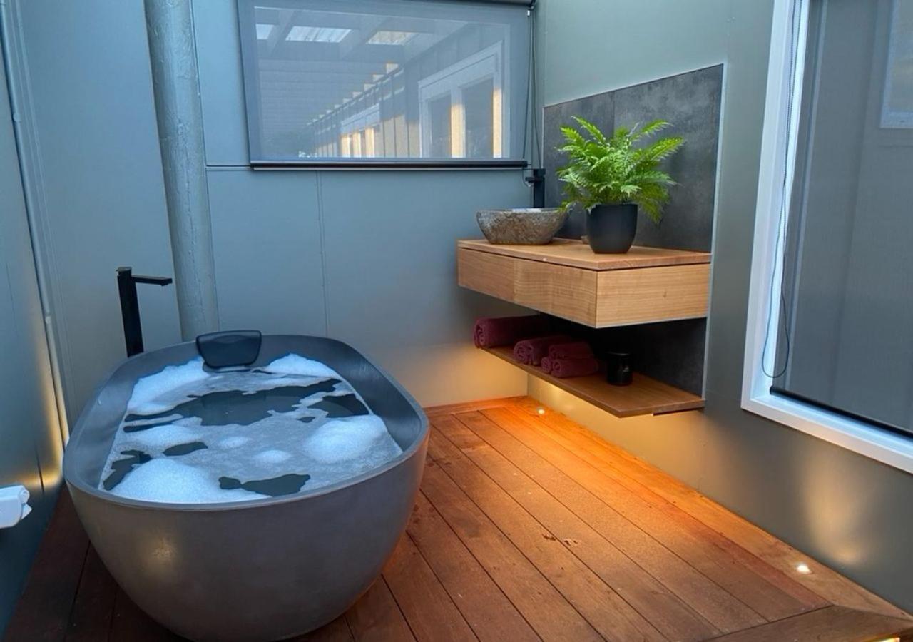 Amuri Villas Clive Luaran gambar